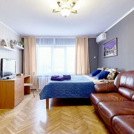 L3-82 Main Street- Modern New Three 3 Separate 3Bedrooms 100 M2 - Central Location, Metro Palace Of Sports - Gulliver Mall, Arena City Kiew Exterior foto