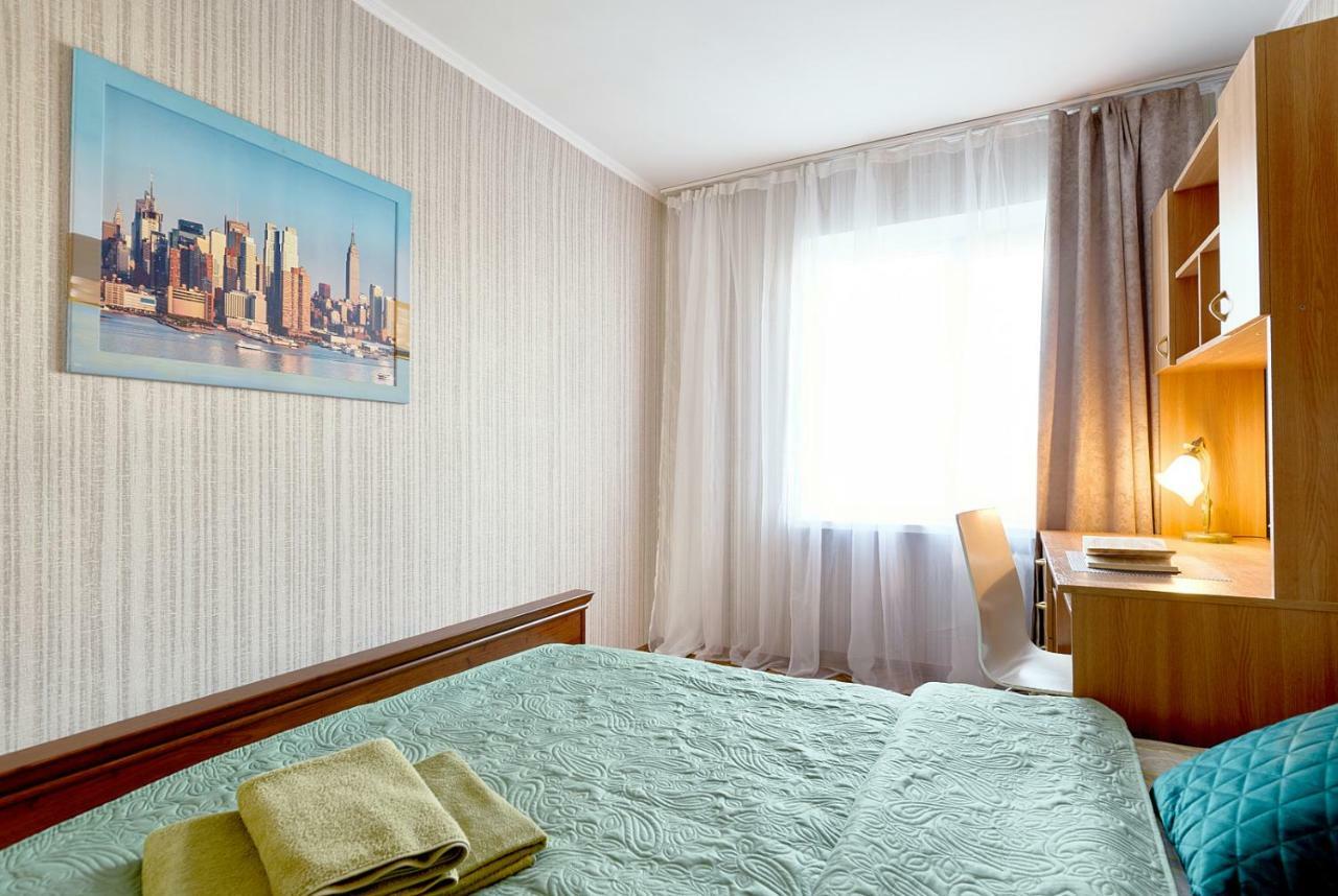 L3-82 Main Street- Modern New Three 3 Separate 3Bedrooms 100 M2 - Central Location, Metro Palace Of Sports - Gulliver Mall, Arena City Kiew Exterior foto