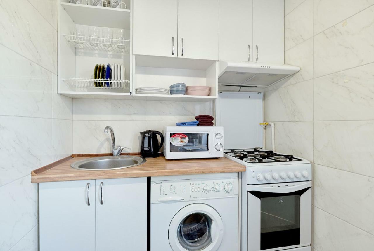 L3-82 Main Street- Modern New Three 3 Separate 3Bedrooms 100 M2 - Central Location, Metro Palace Of Sports - Gulliver Mall, Arena City Kiew Exterior foto
